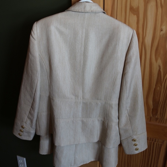 Laura Petites Jacket and Skirt Set - Size 10 - Picture 2 of 7